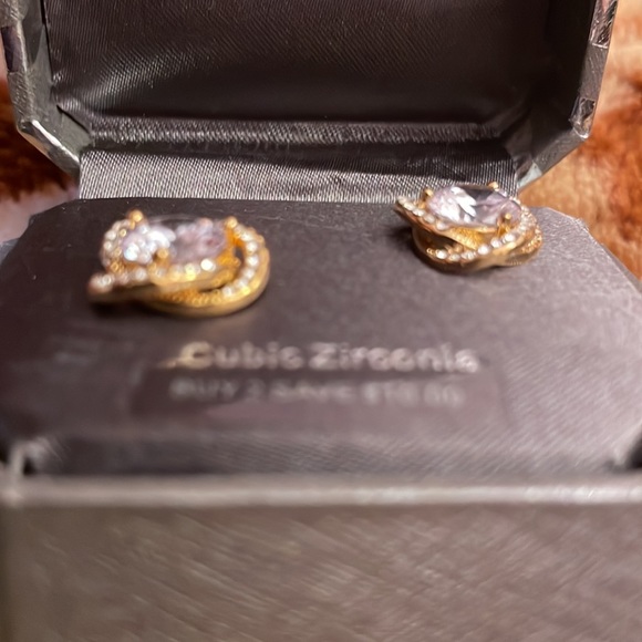 Cubic Zirconia Earrings - Picture 2 of 3